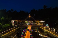 Aamees paradise, Karunagappally