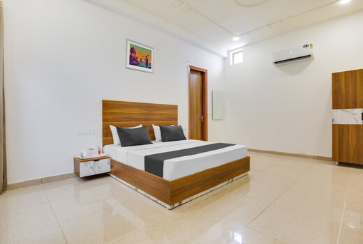Hotel O GRAND STAY