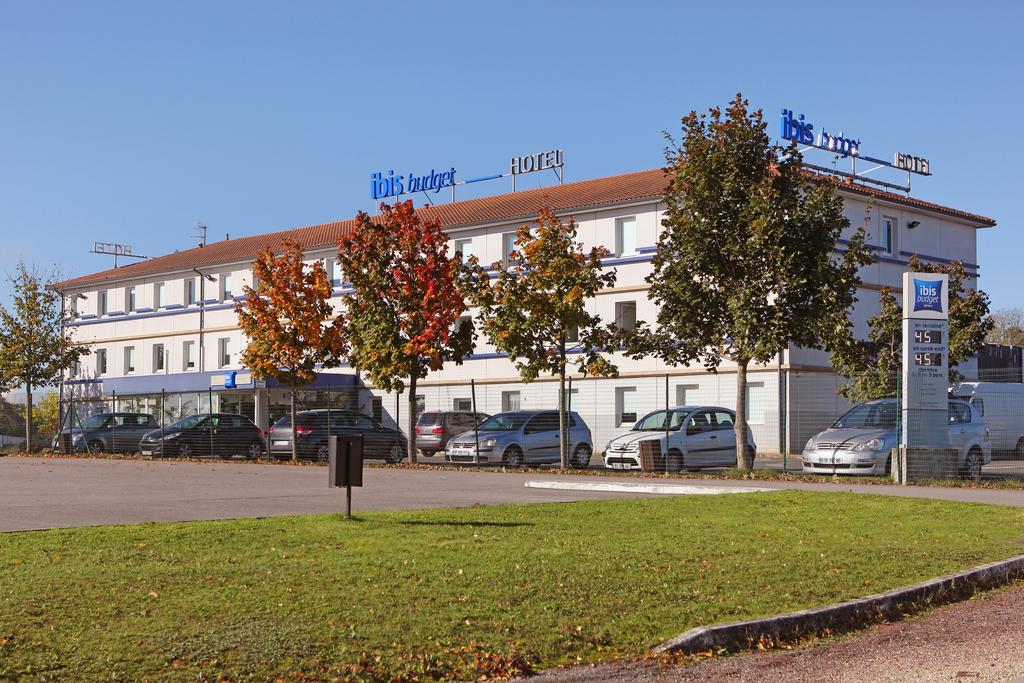 Hotel ibis budget Poitiers Nord Futuroscope - Tap to explore photos