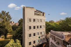 Hotel Global Inn (1 min. walk to Golden Temple), Amritsar