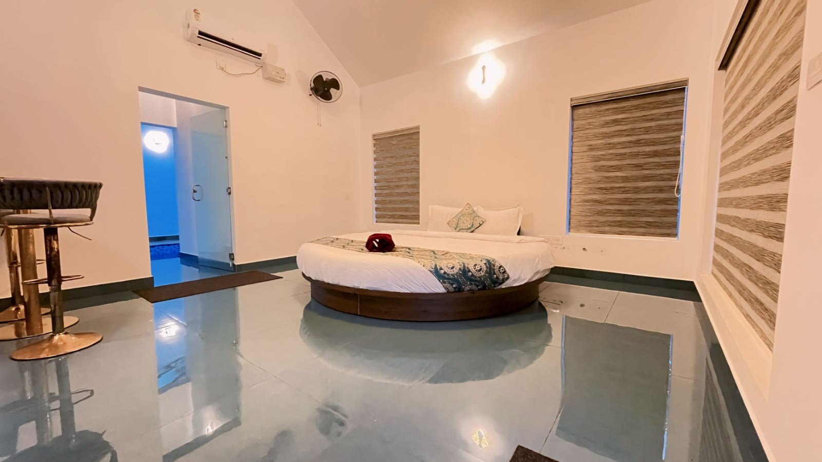 Royal Palace by Five Dreams | Indoor Private Pool Villa - Tap to explore photos