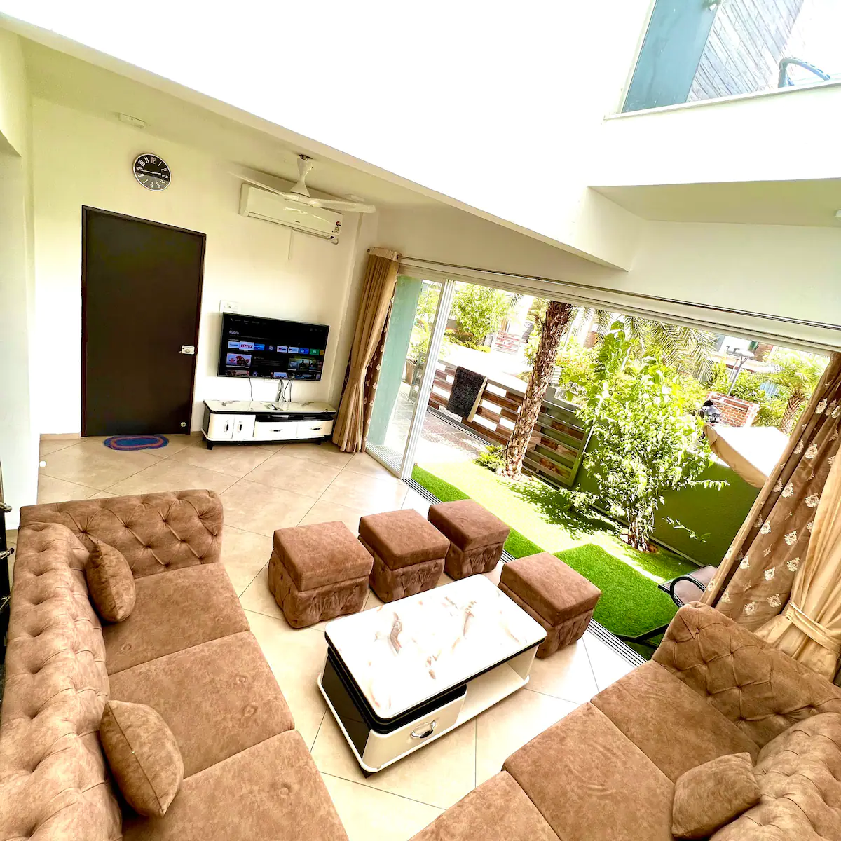 Starfire 3BHK with Pvt Pool by Stellar Stays. - Tap to explore photos