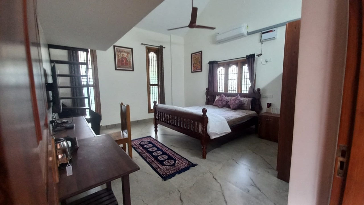 Kanna Nivas Heritage Villa - Tap to explore photos