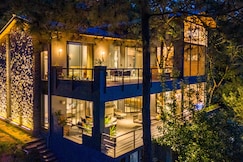 SaffronStays The Hill Abode, Solan