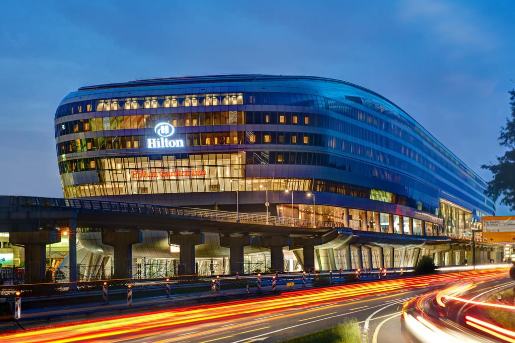 Hilton Garden Inn Frankfurt Airport - Tap to explore photos