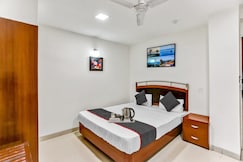 Super Collection O Divine Inn, Delhi