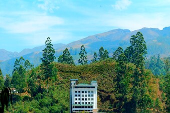 Clouds Valley Leisure Hotel