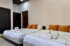 Hotel Aaditya Raj, Khatu Shyam, Khatu