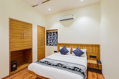 Hotel Blue Orchid Mumbai, Mumbai