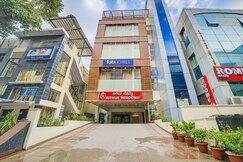FabExpress Rithun Residency - Jayanagar / Anjaneyaswamy Temple, Bangalore