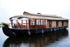 Go Kumarakom Houseboats, Kumarakom