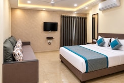 Ganeshratna Ventures Hotel Veluvan, Kolhapur