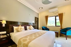 Tapovan New Residency (5 minutes walk to Laxman Jhula), Rishikesh