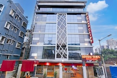 Urban Cliff - A Boutique Hotel , Kolkata