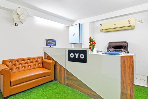 Hotel O Green Palace
