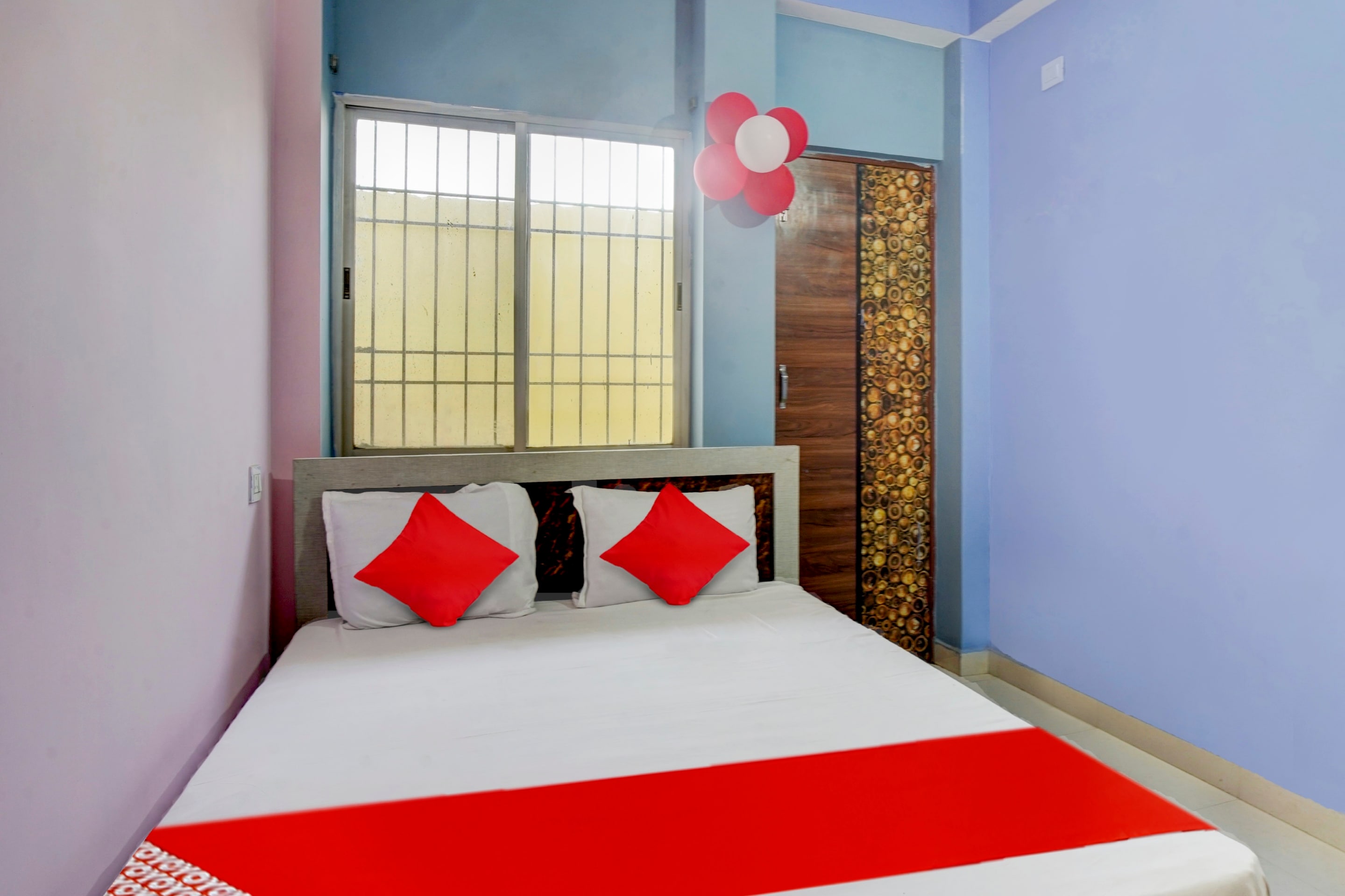 Hotel O Kashyap Stay - Tap to explore photos
