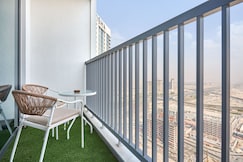 STAY By Latinem Luxury 1BR Holiday Home CB 3503, دبى