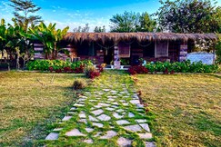 Jaivik Jeevan Farm Stay A, Vidisha
