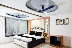 Townhouse Rau Circle Formerly Hotel U Turn & Restaurant, Indore