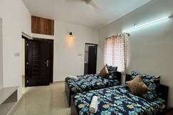 Cosmo Comfort  Single Servised Room with Shared Kitchen, Bangalore