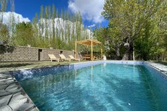 Naycho | Cottages & Pool, Nubra Valley
