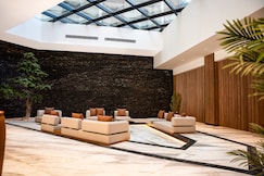 Golden Tulip Muscat The Village, Biddiya