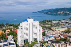 Andaman Beach Suites Hotel, Phuket