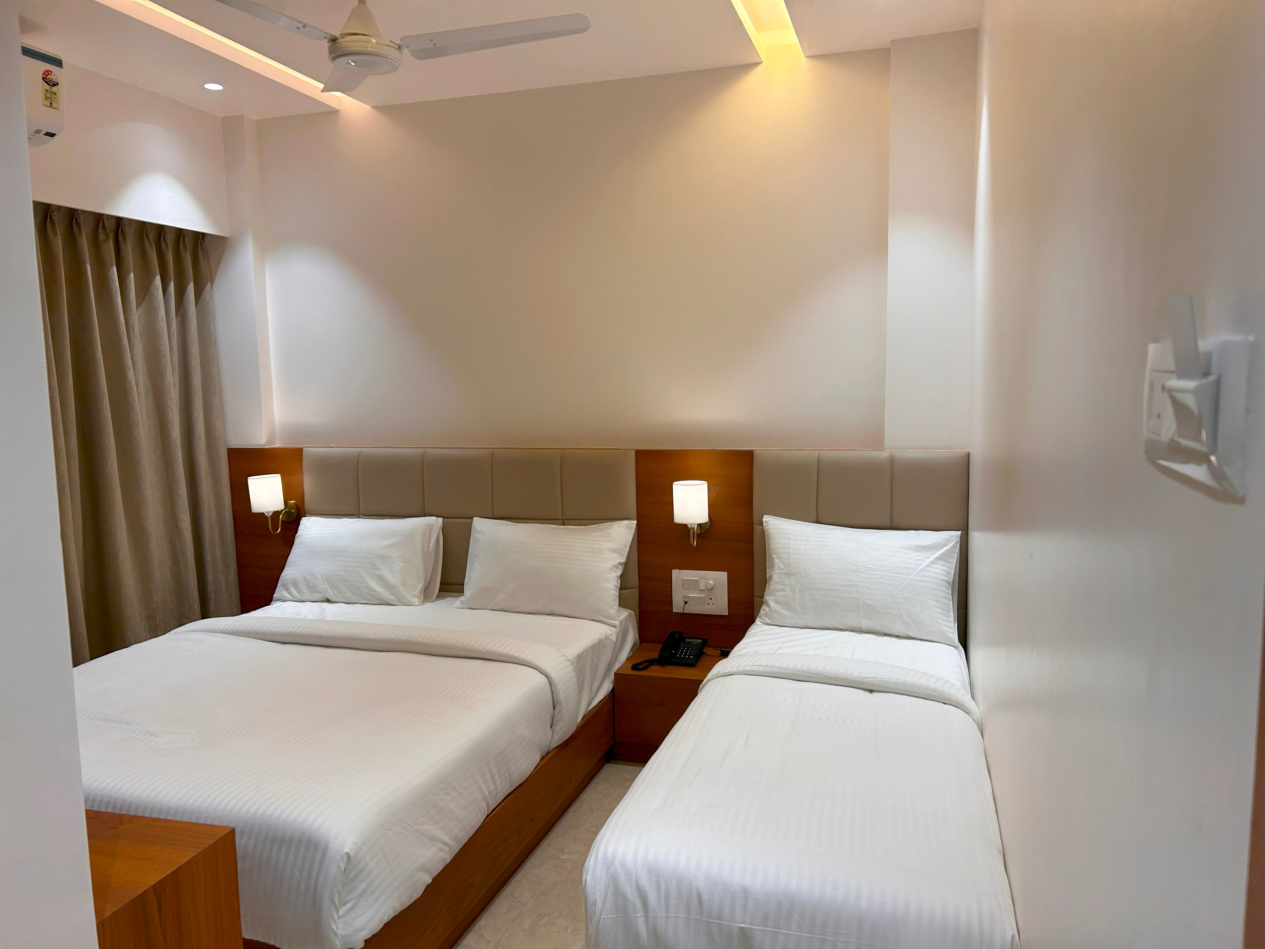 Hotel Neem Heritage 4