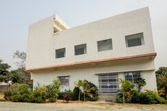 Super Hotel O The Nirvana Resorts, Baghmara