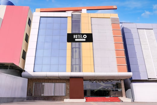 Super Hotel O Datta Nagar Formerly Baba Sai
