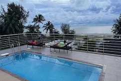 THE SEA by CLUB TRAVALET, Alleppey