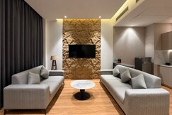 The Cozy Cove Key Stays Golf Course Extn, Gurgaon