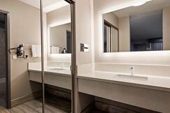 Best Western Big Country Inn, Mono