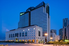 Holiday Inn NAPLES, Naples
