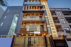 Treebo Corporate Inn, Noida