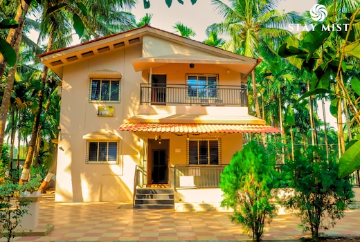 Casa Lark | Staymist