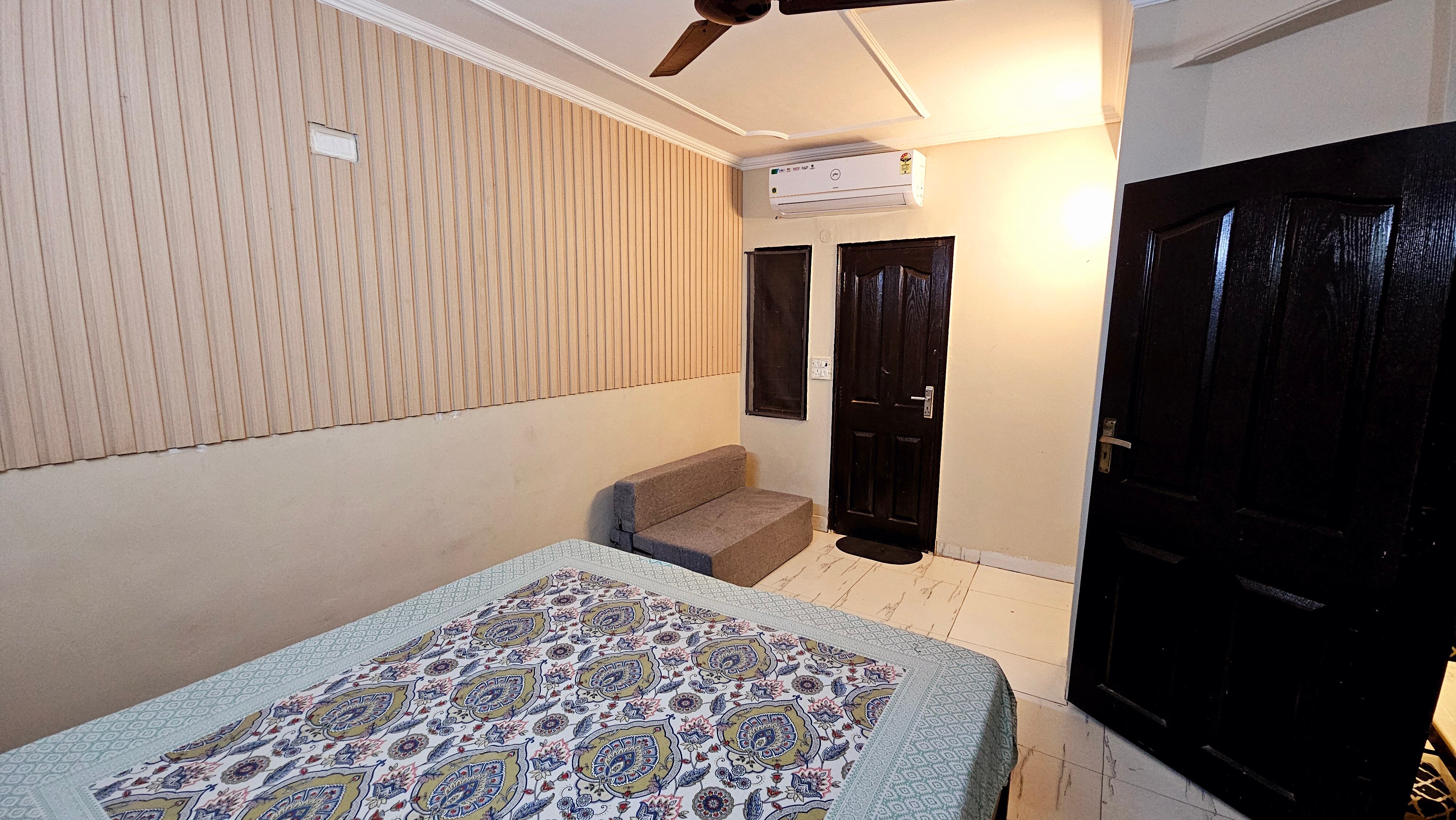 Affordable   Comfortable 3BHK Delhi  Projector - Tap to explore photos
