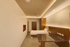 ARTHANA GRAND INN, Udumalapet