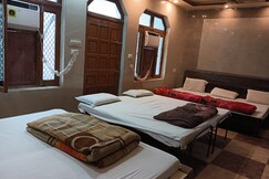 Krishna Guesthouse, Ayodhya