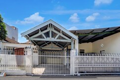 OYO 95235 Griya Manisa Homestay Syariah, Malang
