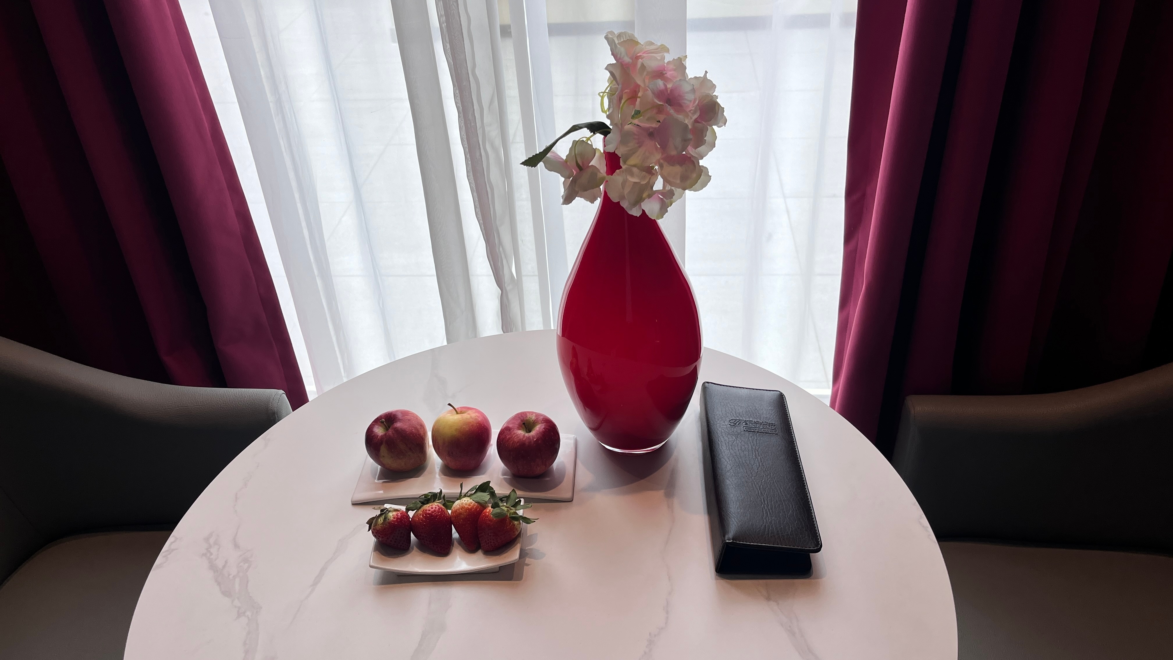 Fortune Atrium Hotel Bur Dubai - Tap to explore photos