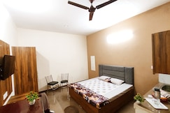 HOTEL SYL III Three, Ludhiana