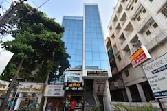 FabHotel-Silver Star, Pune