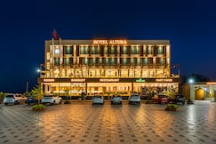 Hotel Altura, Chhatral, Kadi