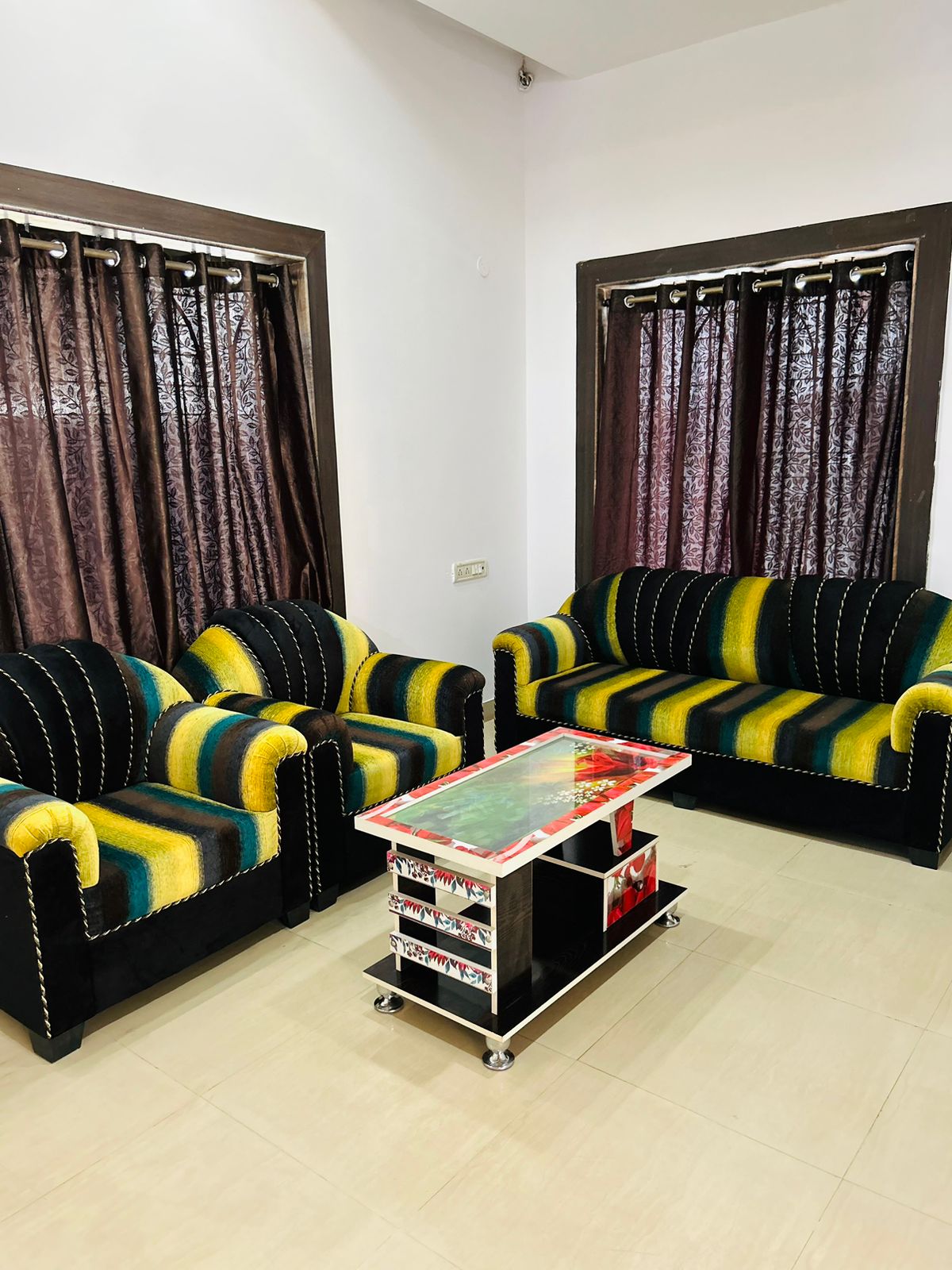 3 BHK Home Holiday Home - Tap to explore photos
