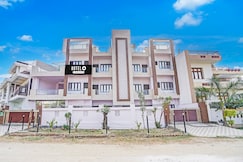 Super Hotel O Garden View Vrindavan Lucknow, Lucknow