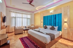 Day Night Guest House, Manali