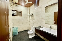Hotel Razia Inn, Hisar