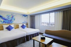 NOVOTEL OKINAWA NAHA, Ginowan