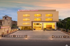 Clarks Inn Suites Katra, Katra